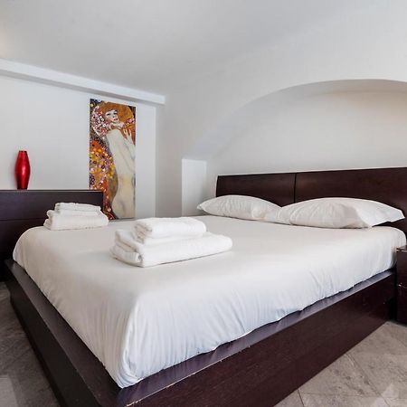 Esclusivo Loft In Porta Romana, A 250M Dalla Bocconi Milan Luaran gambar